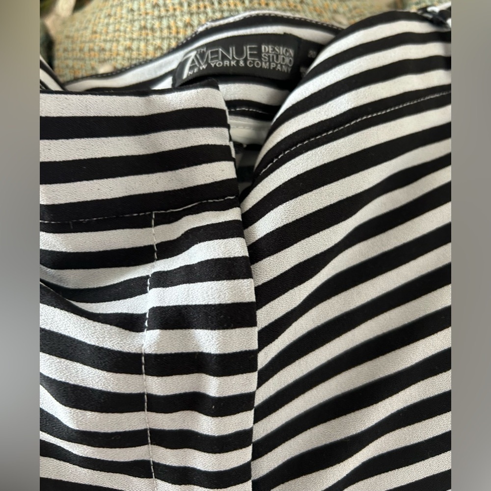 7TH AVE STRIPED WIDE LEG PANTS. GREY/BLACK 20. WRINKLE RESISTANT, POLISHED LOOK - Picture 10 of 11